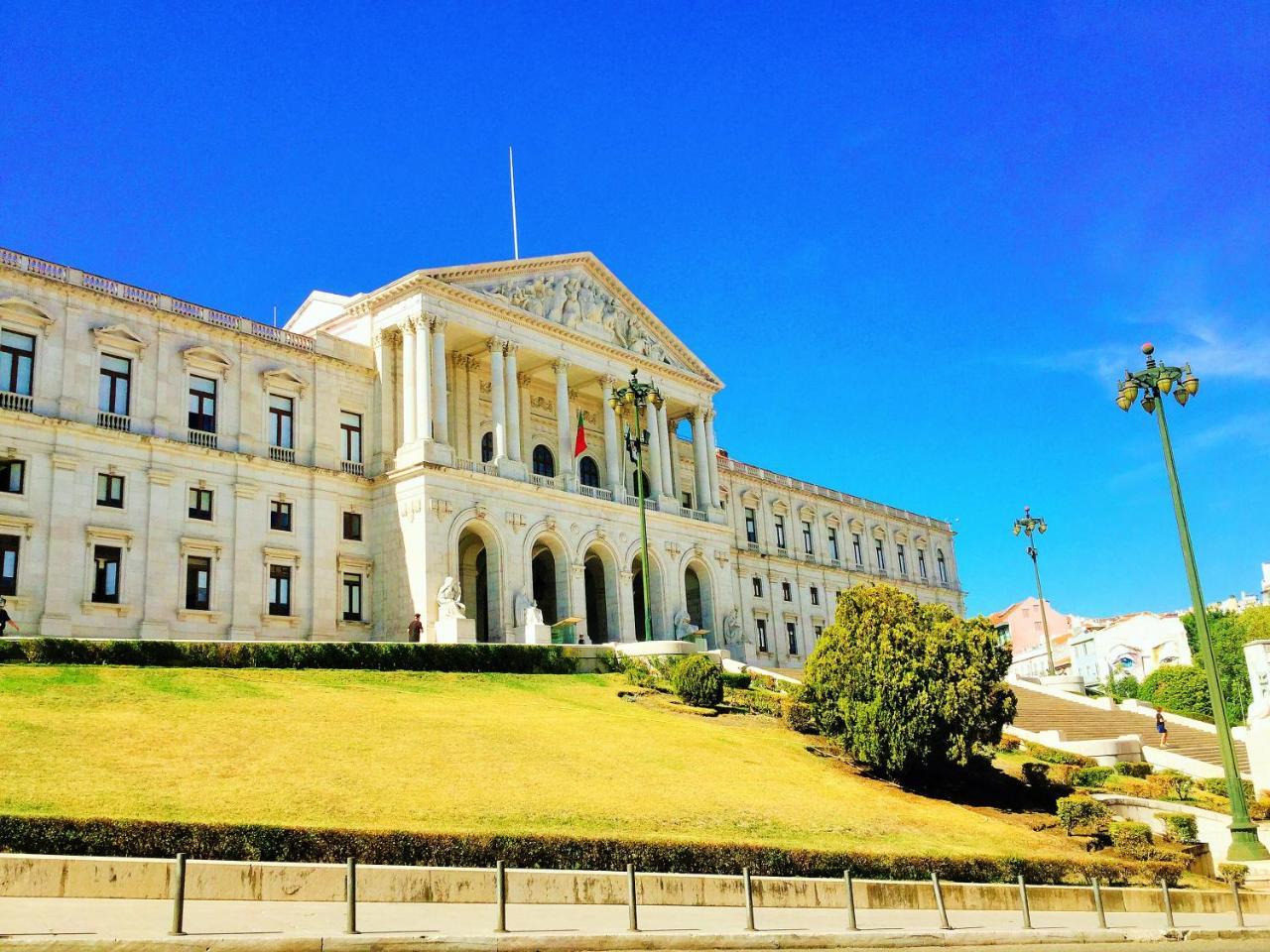 Lisbon Dreams Estrela Top Suites Kültér fotó